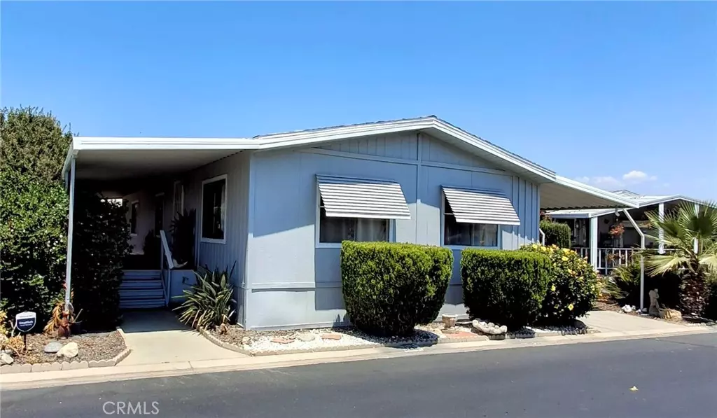 Rialto, CA 92377,2598 Ayala DR #126