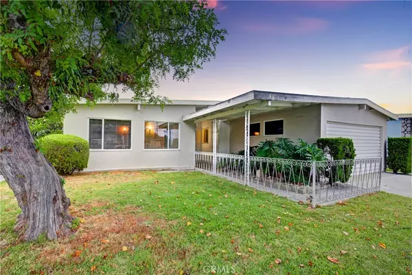 Pico Rivera, CA 90660,9555 Myron ST
