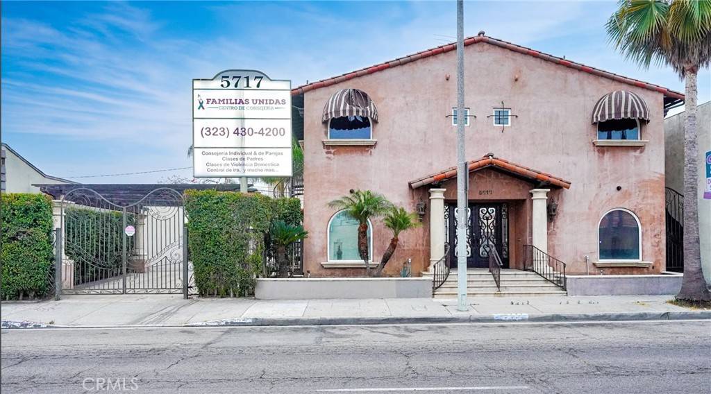 Los Angeles, CA 90022,5717 E Beverly BLVD