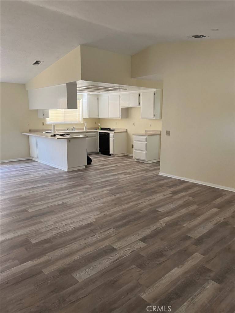 Hesperia, CA 92345,9010 10th AVE
