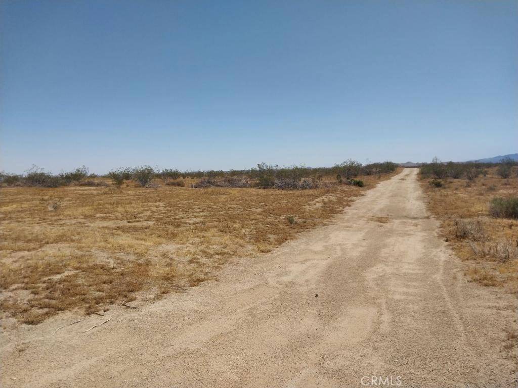 0 E Avenue D /Vic 205 Ste, Lancaster, CA 93535