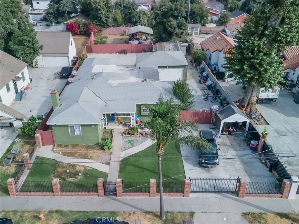 Compton, CA 90221,1007 E Kay ST