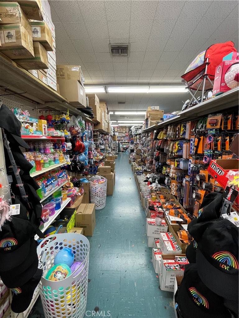 Compton, CA 90221,4205 E Compton BLVD
