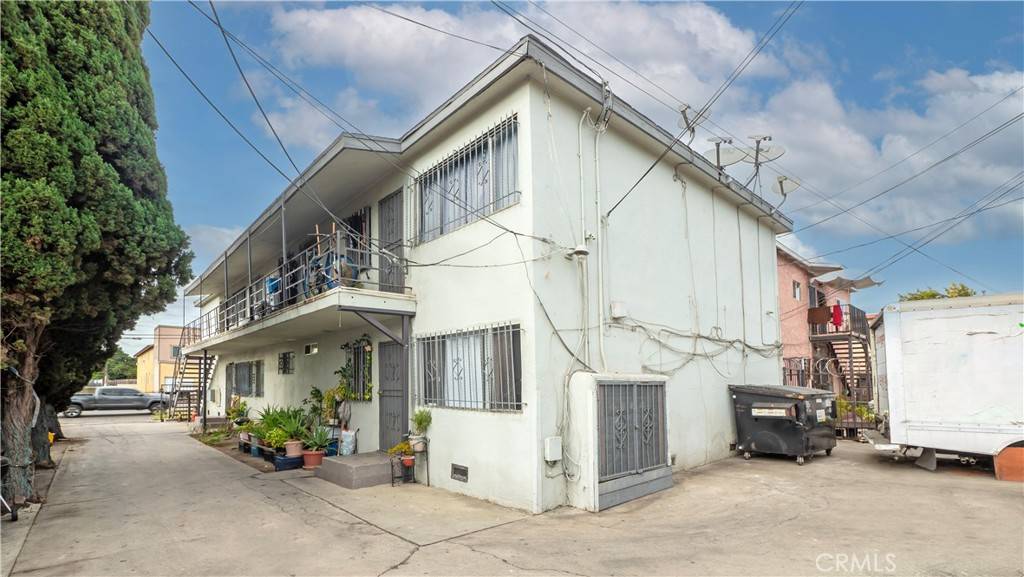 5110 Compton AVE, Los Angeles, CA 90011