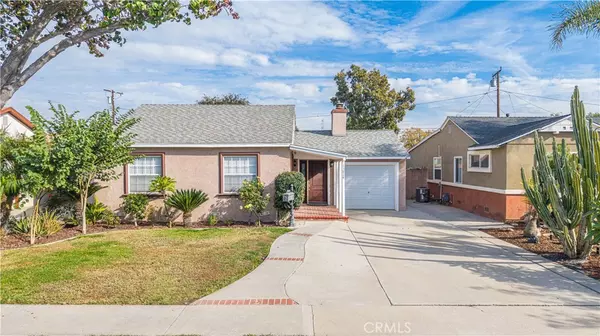 Bellflower, CA 90706,13814 Mcnab AVE