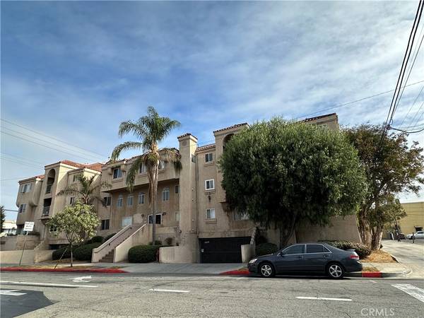 6100 Rugby AVE #207, Huntington Park, CA 90255