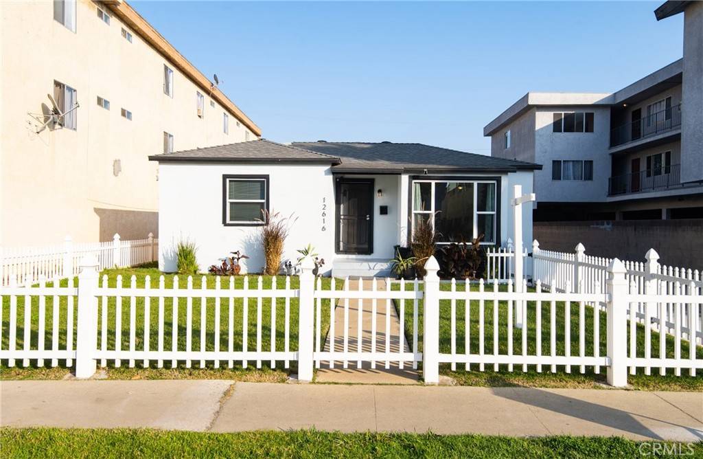 12616 Kornblum AVE, Hawthorne, CA 90250
