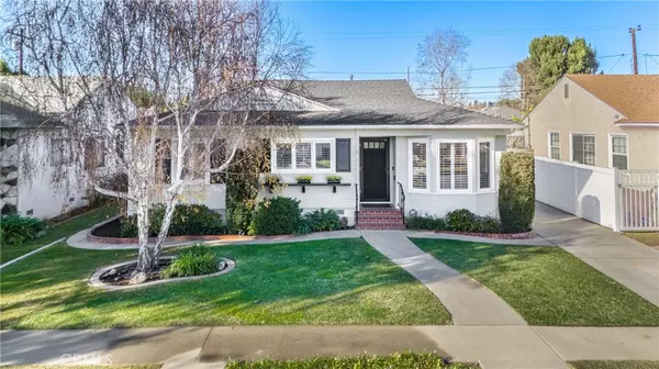 Lakewood, CA 90713,4213 Iroquois AVE