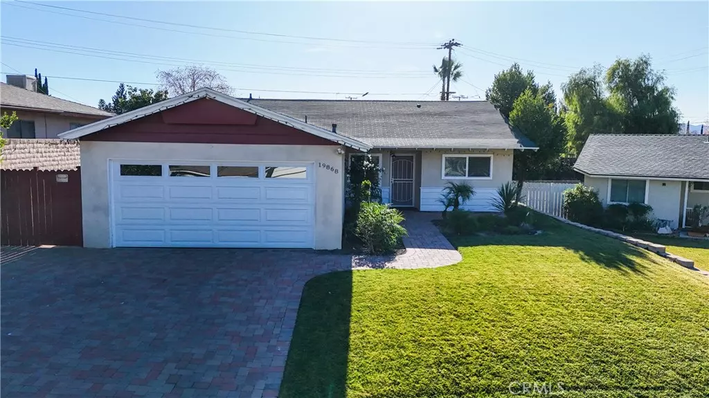 Canyon Country, CA 91351,19868 Larbert