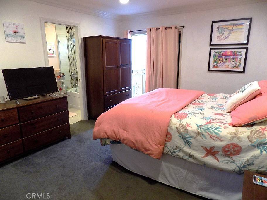 Downey, CA 90240,9102 Florence AVE #16
