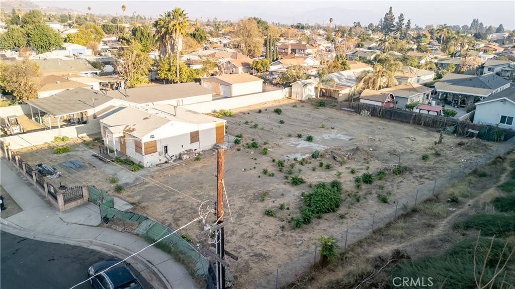 Pacoima, CA 91331,13722 Pierce ST