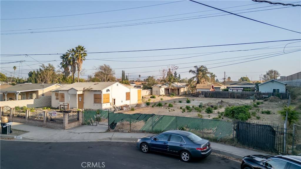 13722 Pierce ST, Pacoima, CA 91331