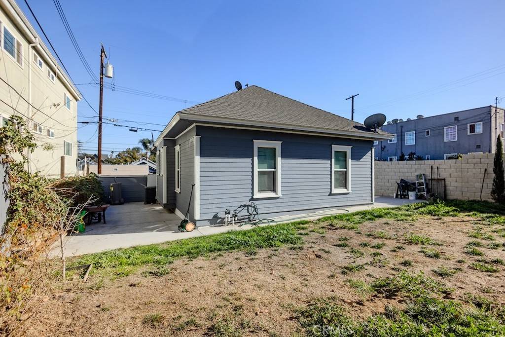 Long Beach, CA 90813,1135 N Electric CT