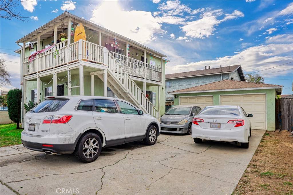 Montebello, CA 90640,233 E Fremont