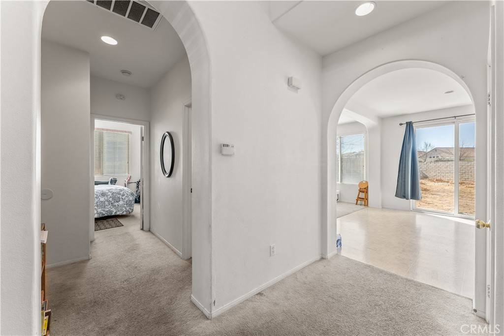 Victorville, CA 92394,13711 Hidden Mesa CT