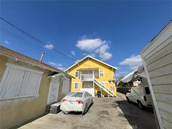 Los Angeles, CA 90037,702 W Vernon AVE