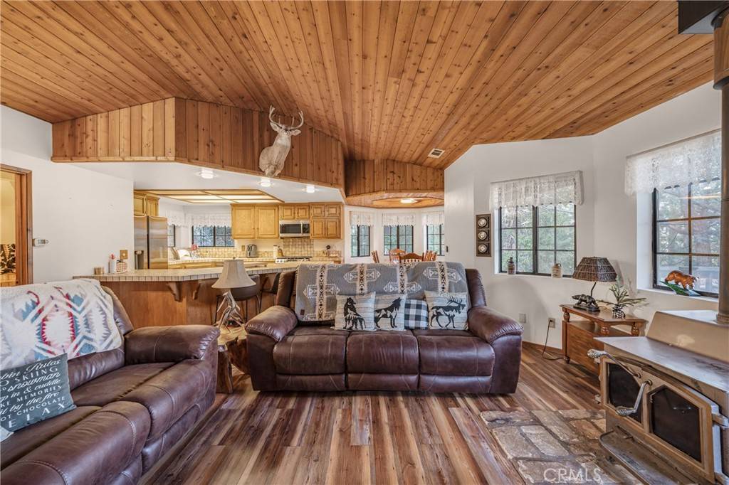 Crestline, CA 92325,24342 Bernard Drive