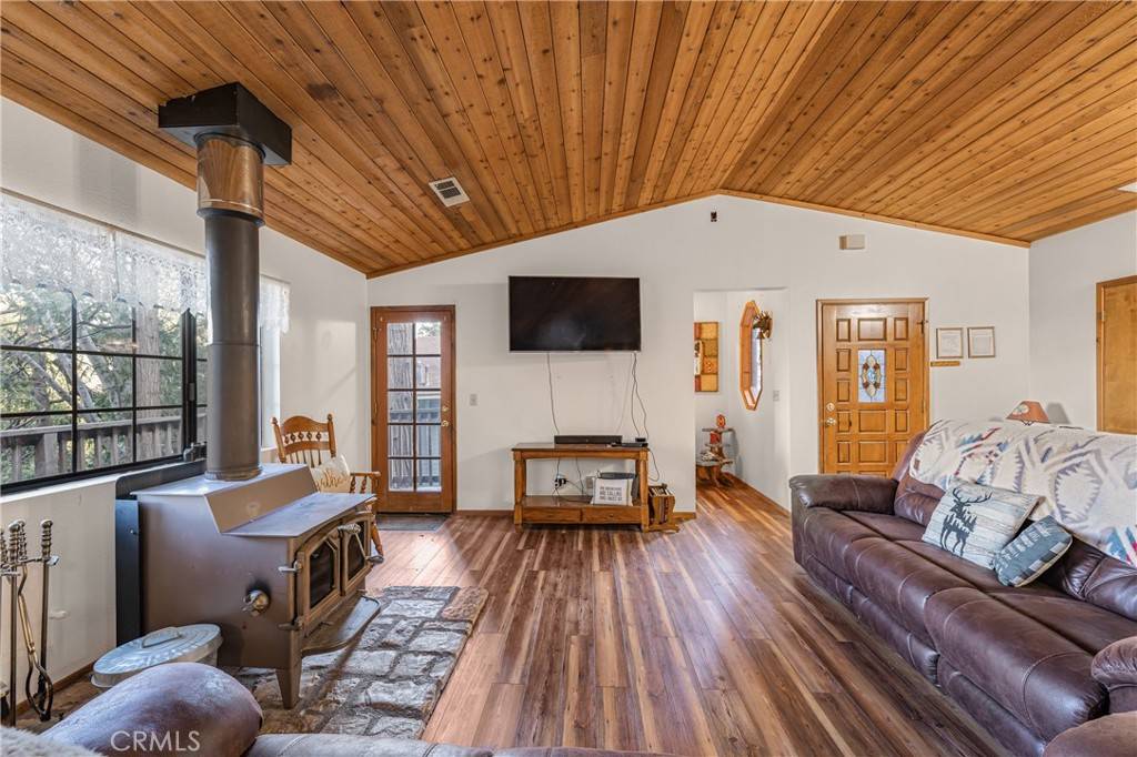 Crestline, CA 92325,24342 Bernard Drive