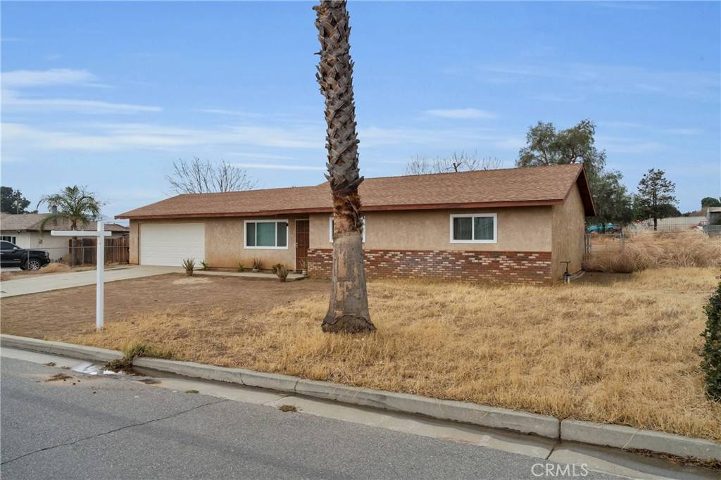 681 S 12th ST, Banning, CA 92220