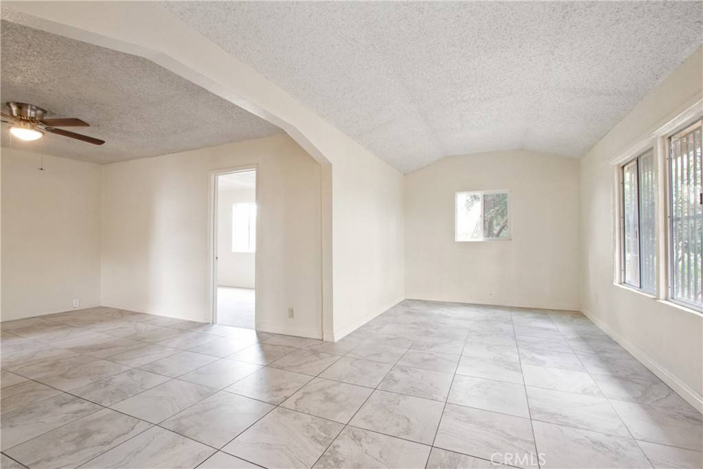 Los Angeles, CA 90044,11149 Van Buren AVE