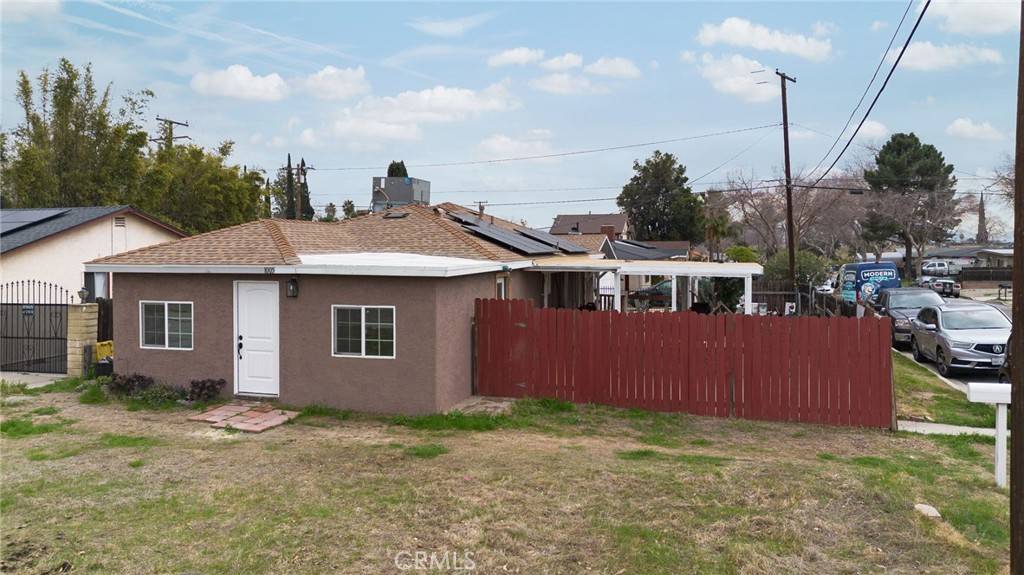San Bernardino, CA 92404,1005 E Lynwood DR