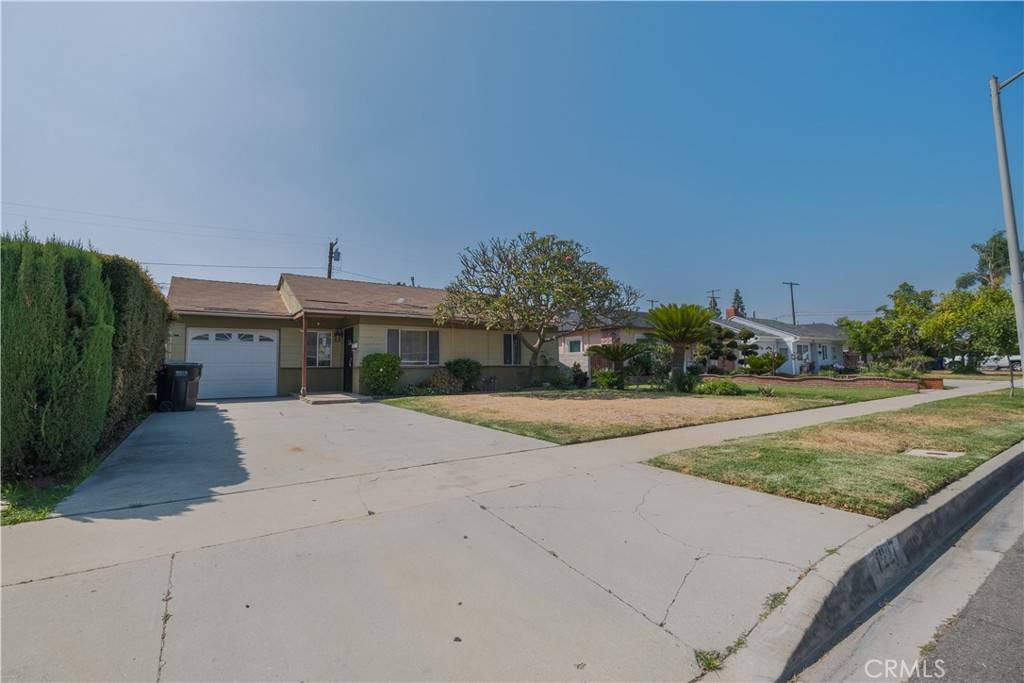 Pico Rivera, CA 90660,7227 Farmland Avenue