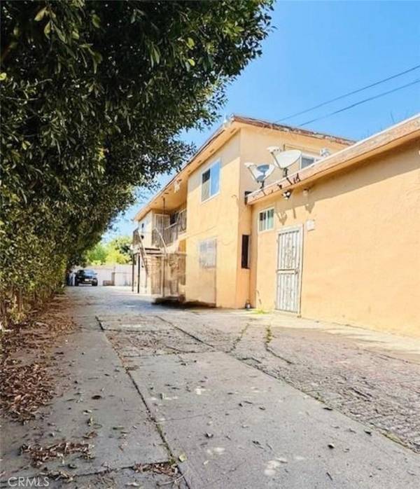 10963 Wilmington AVE, Los Angeles, CA 90059