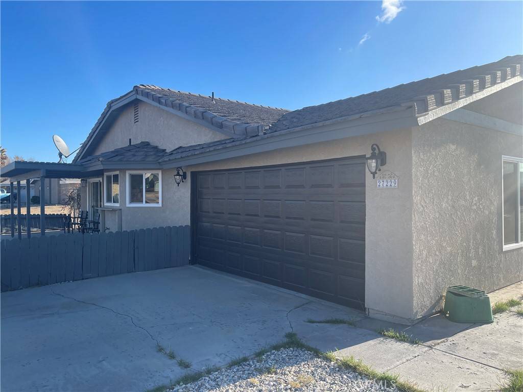 Helendale, CA 92342,27229 Aspen CT