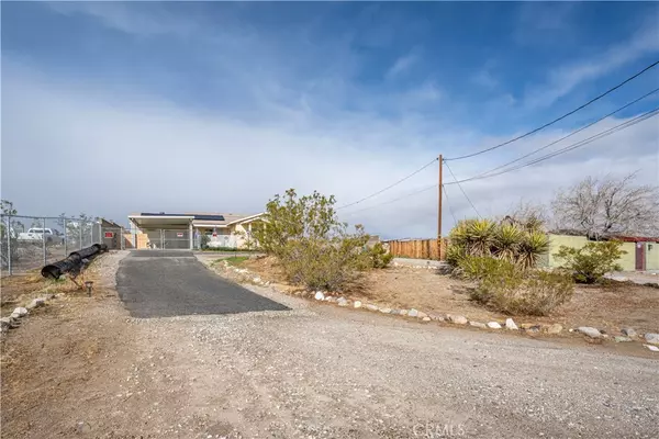 Lucerne Valley, CA 92356,9404 Mesa RD