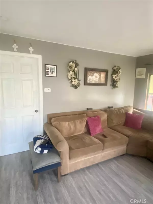 Paramount, CA 90723,16600 Orange Ave, Spc 108