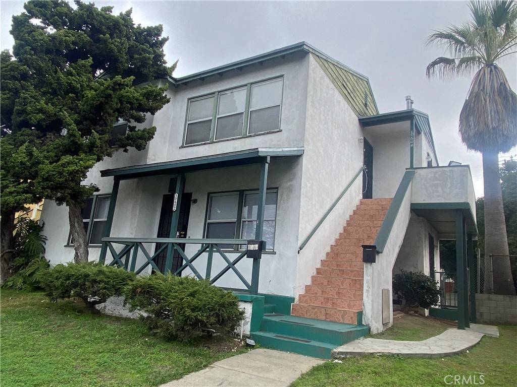 10602 S Van Ness AVE, Los Angeles, CA 90047