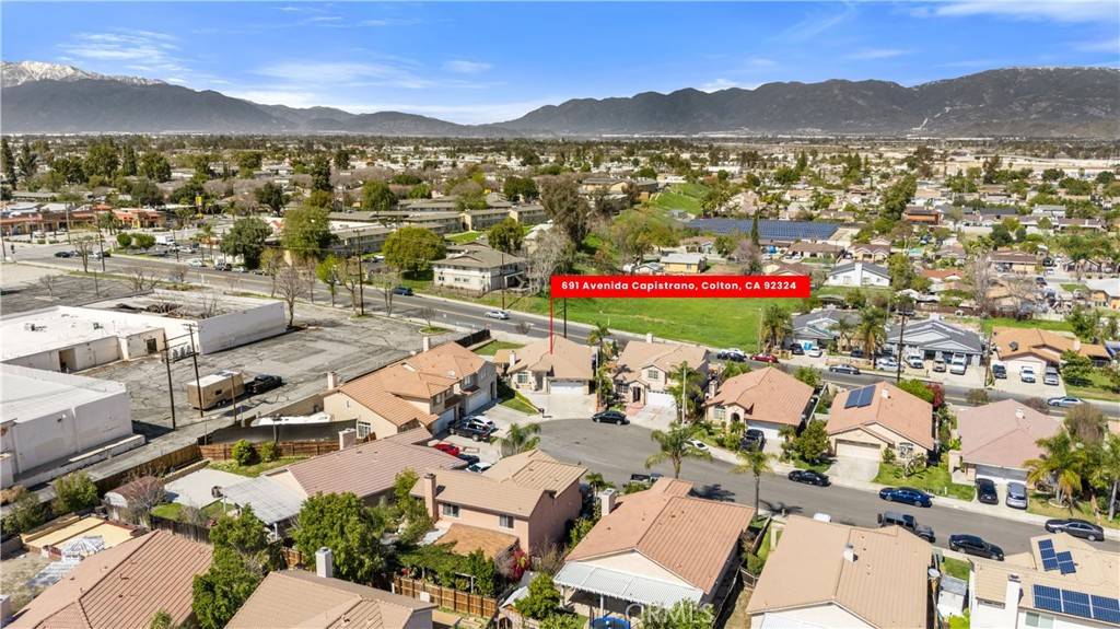 Colton, CA 92324,691 Avenida Capistrano