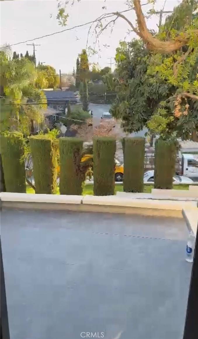 Los Angeles, CA 90065,401 W Avenue 37