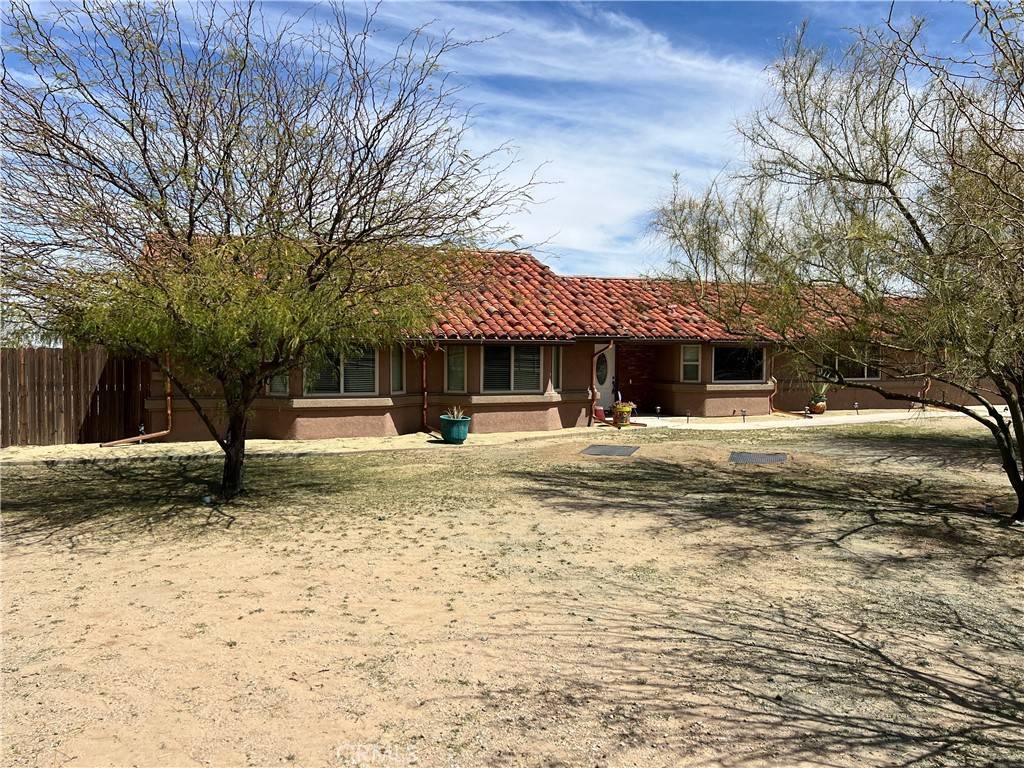 Oak Hills, CA 92344,14064 Tioga ST