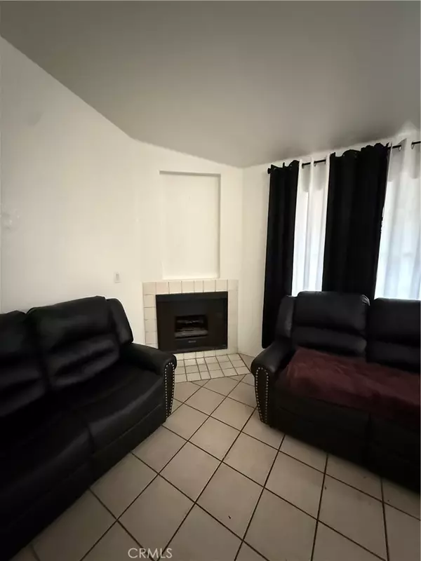 Paramount, CA 90723,7221 Petrol ST #6