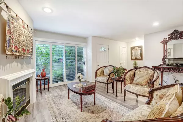 Sylmar, CA 91342,13580 Foothill BLVD #6