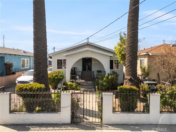 Huntington Park, CA 90255,6427 Regent ST