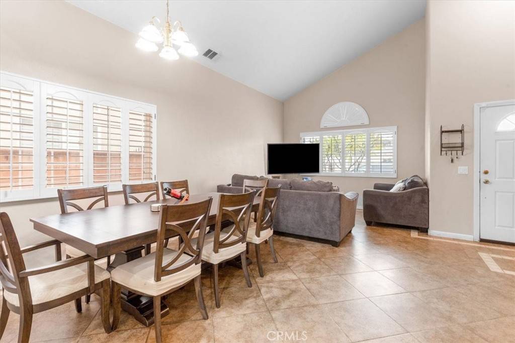 Pico Rivera, CA 90660,5633 Paramount LN
