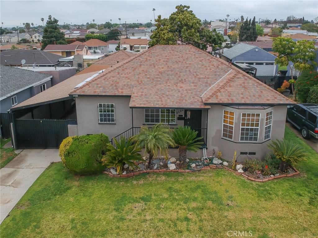 1935 Thoreau ST, Los Angeles, CA 90047