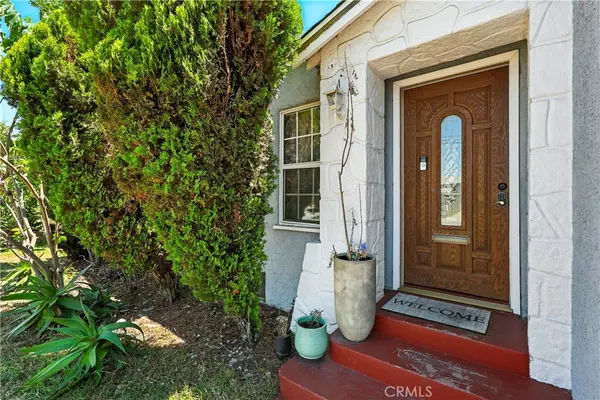 South Gate, CA 90280,3700 Santa Ana ST