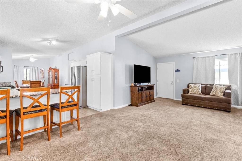 La Verne, CA 91750,2755 Arrow Hwy #73