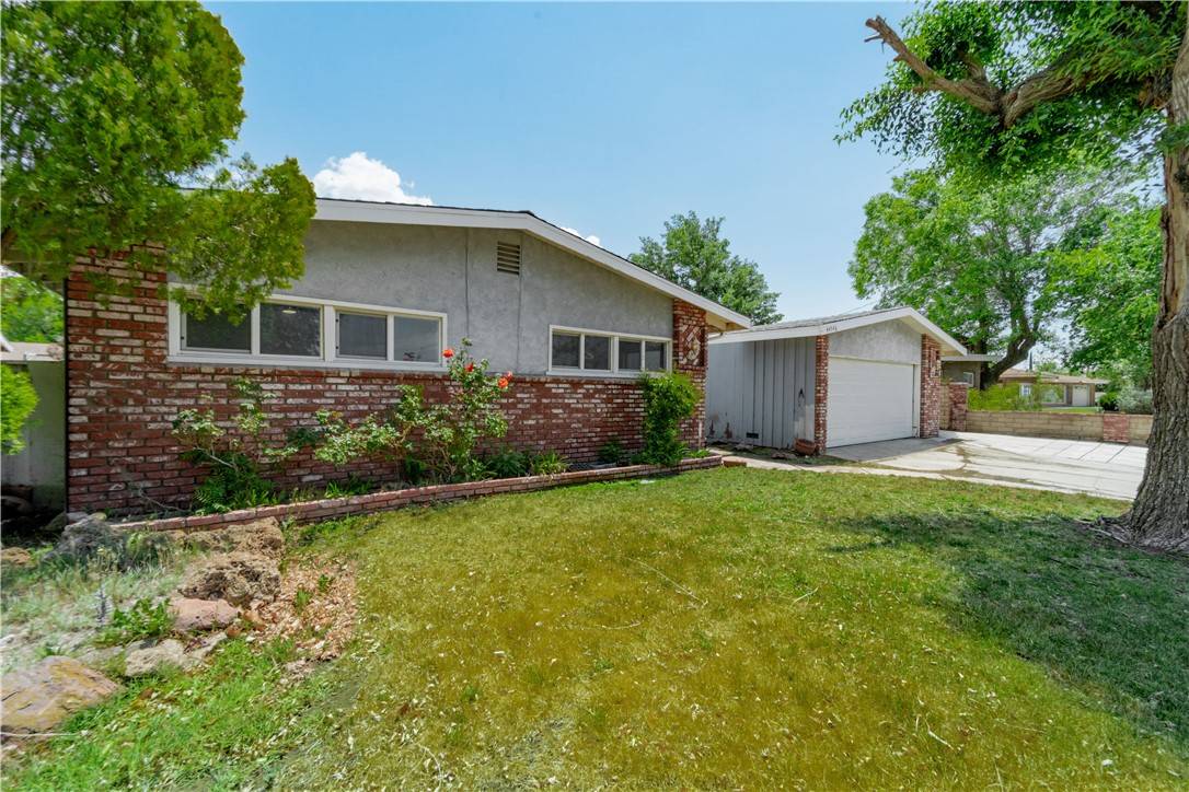 44546 E 3rd ST E, Lancaster, CA 93535
