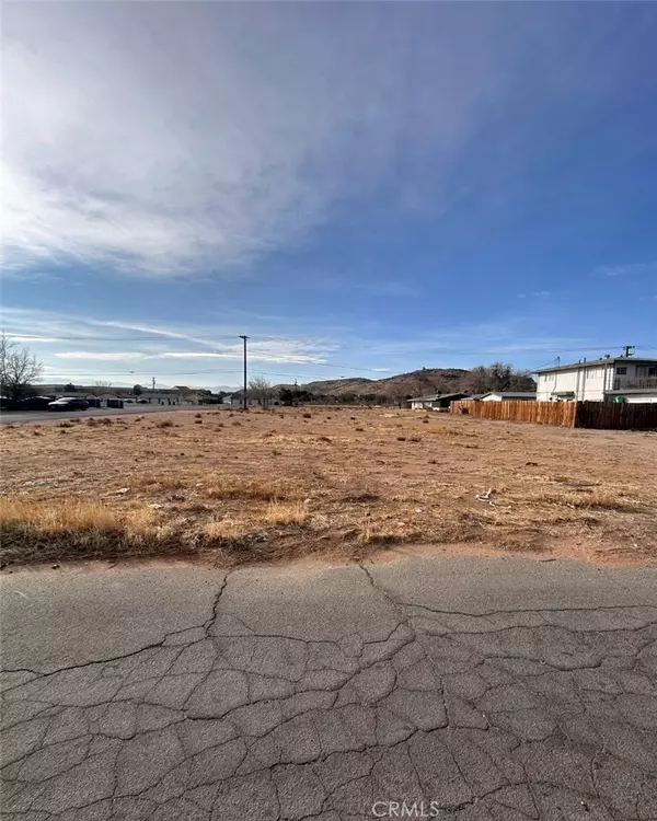 Apple Valley, CA 92307,0 Thunderbird