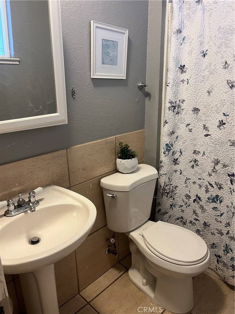 Manteca, CA 95337,889 MAGRATH AVE