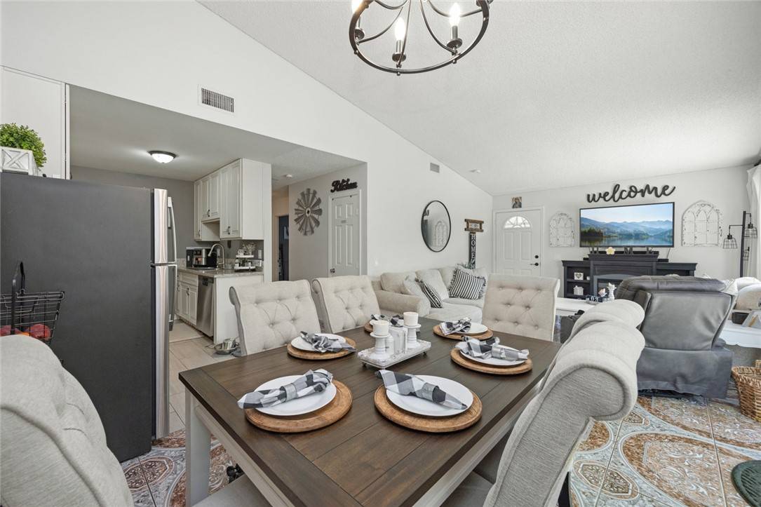 3701 Eisenhower DR, Lake Elsinore, CA 92530