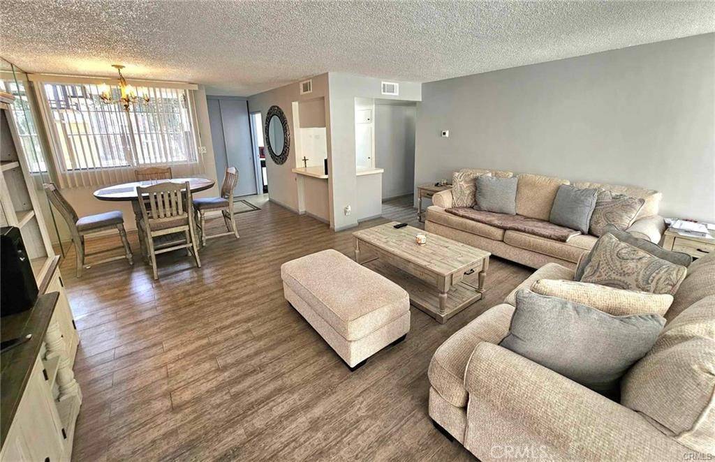 Riverside, CA 92506,6979 Palm CT #126H