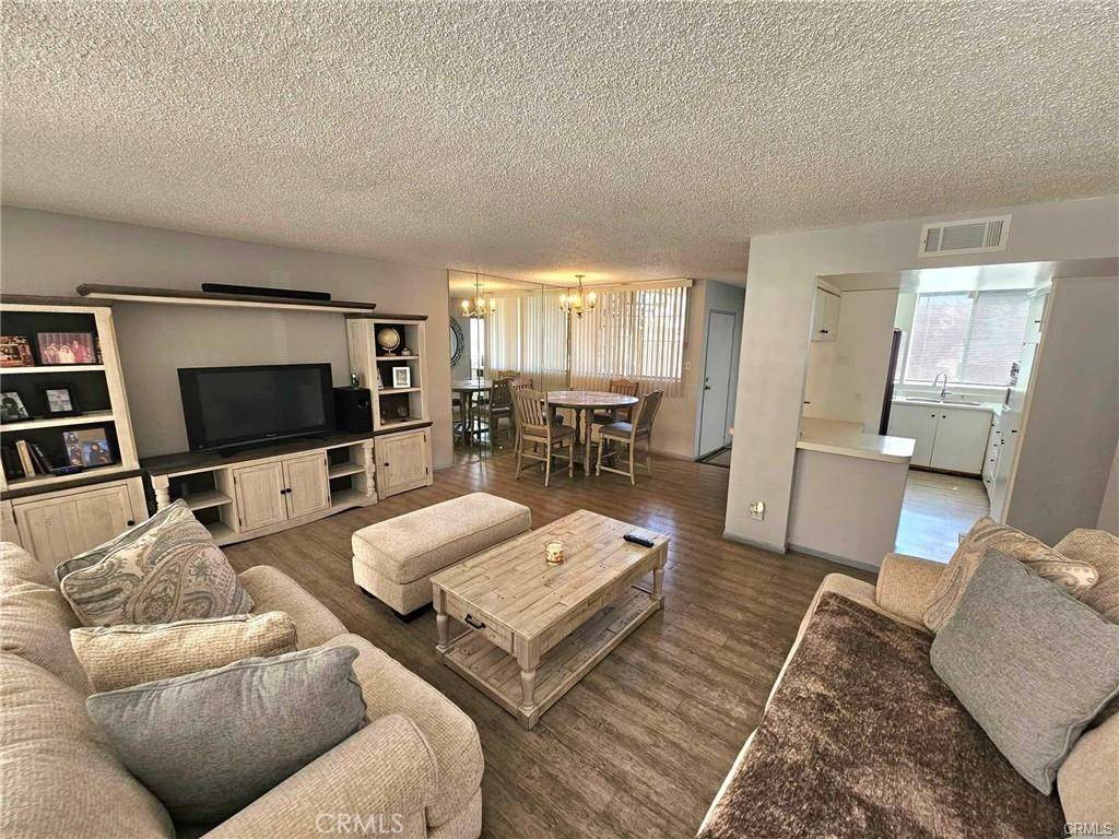 Riverside, CA 92506,6979 Palm CT #126H
