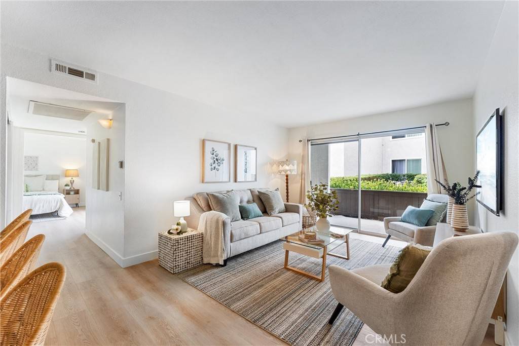 Lake Forest, CA 92630,21951 Rimhurst DR #F201