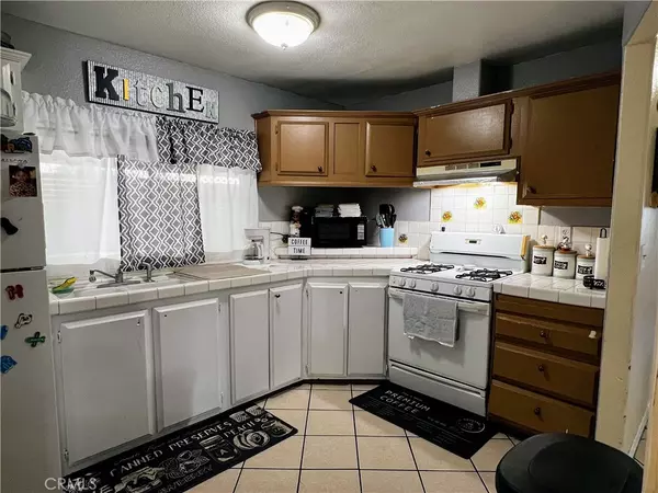 San Bernardino, CA 92410,2686 W Mill ST #91