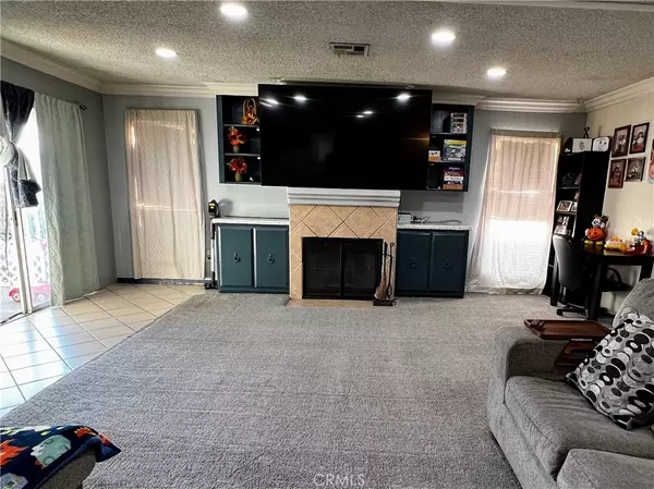 San Bernardino, CA 92410,2686 W Mill ST #91